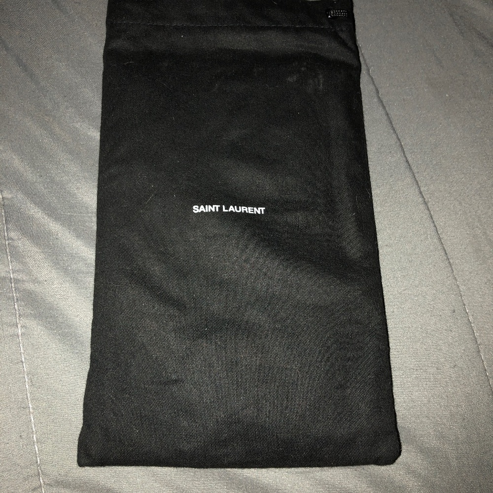 COPY - Saint Laurent hand bag! Only used twice. Great condition!